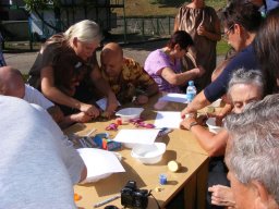 „Dzień pieczonego ziemniaka”. Spotkanie integracyjne w DPS w Jugowie. 31 sierpnia 2017r.